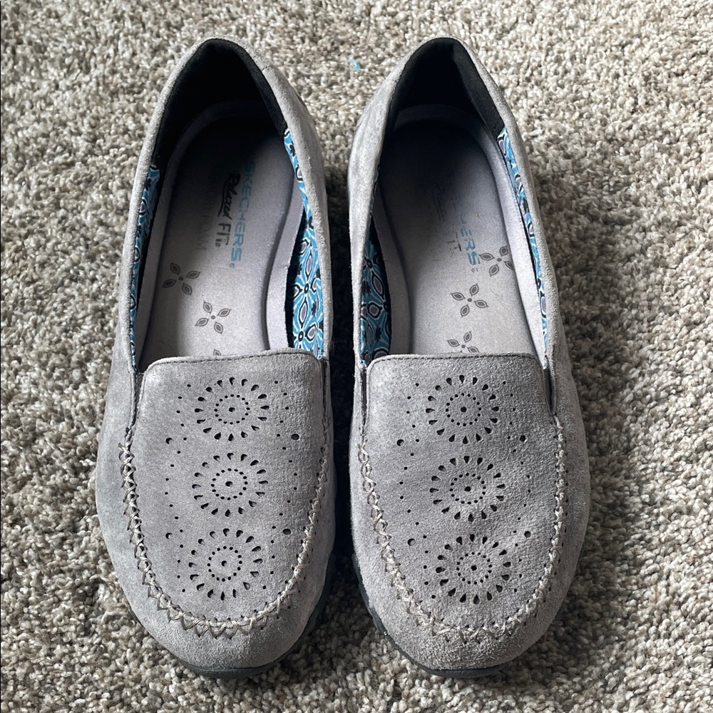 Skechers Relaxed fit Women's Gray faux suede Loafers